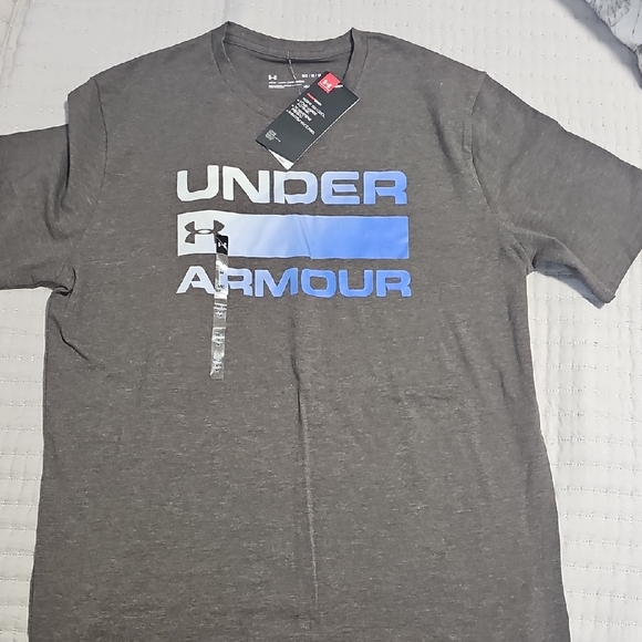 Under Armour Other - Under Armour Men's Charcoal Tee with Blue Logo